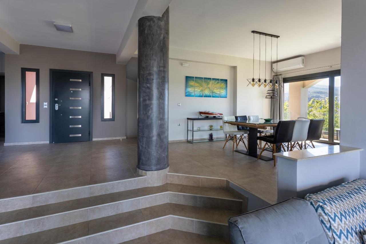 Saronic Topview Villa Galatás المظهر الخارجي الصورة